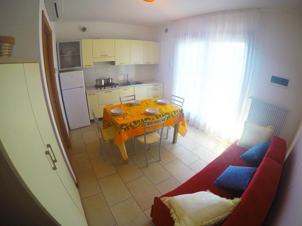 Residence Le Piramidi Caorle Exterior photo